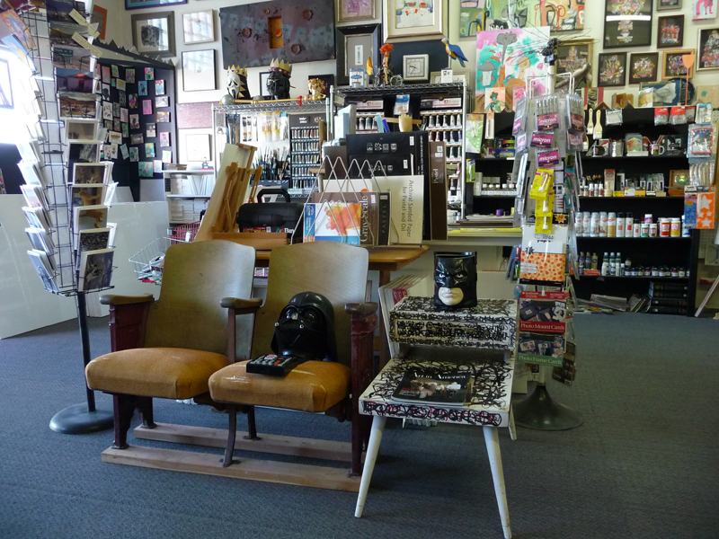 Hot Springs Frame & Art Supply Lounge